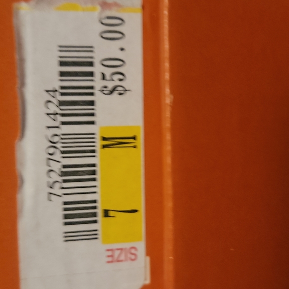 Shoes - Picture 2 of 3